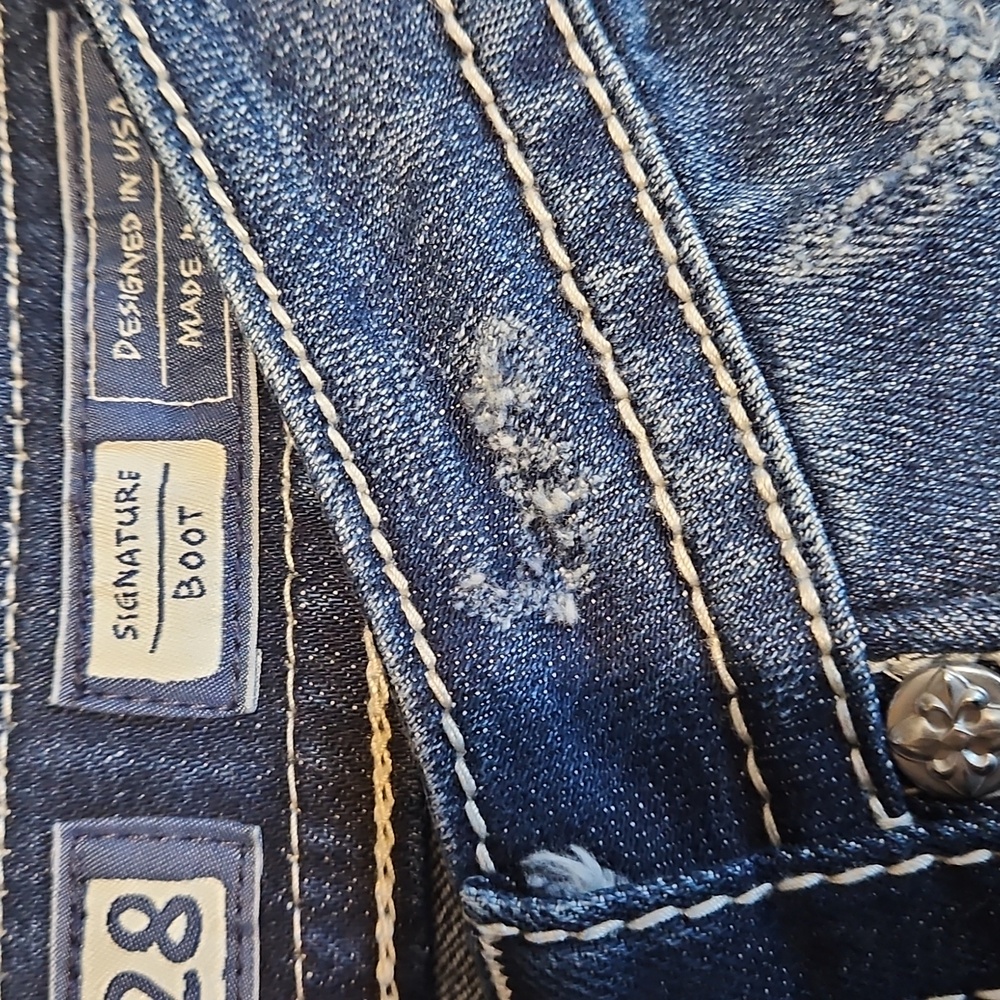 Miss Me Signature Boot Low-Rise Embellished Distressed Denim Jeans-NWOT - Picture 15 of 16